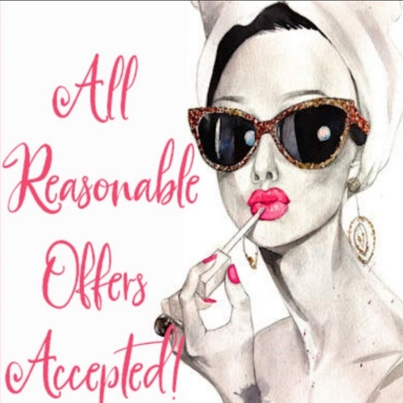 Welcome to my closet Coco💕Couture xoxoxo - Picture 2 of 5